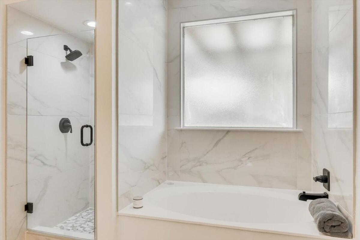 6Br 3,5Ba Home Pool, Hot Tub, Game Room -16 Guests Sachse 外观 照片