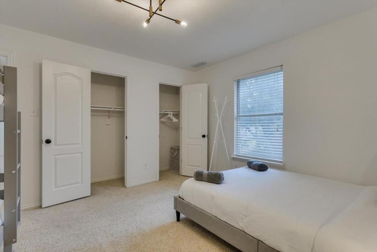 6Br 3,5Ba Home Pool, Hot Tub, Game Room -16 Guests Sachse 外观 照片